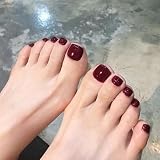 Elegante uñas francesas en los pies: análisis y comparativa de los mejores productos para manicura y pedicura